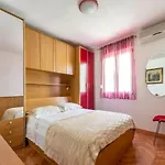 Ursus Apartment